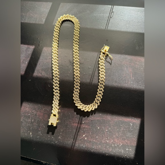 CUBAN LINK MEN’S CHAIN 24INCH - Picture 3 of 5